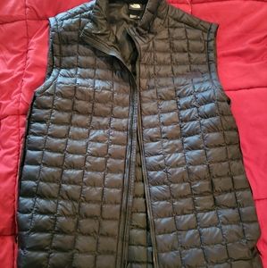 Men's North Face puffer Vest